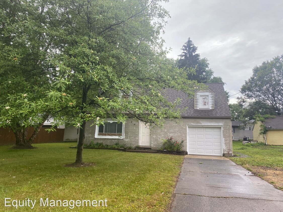 Foto principal - 3 br, 1.5 bath House - 1024 North Rd.