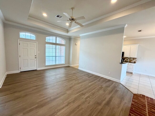 Building Photo - Spacious 3 Bed / 2 Bath Home in Midway ISD