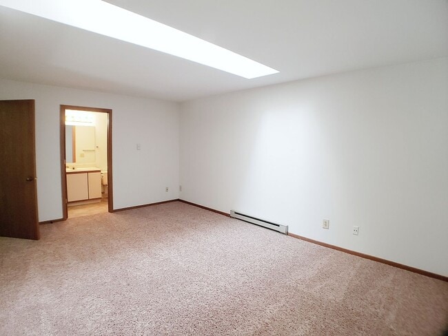 Interior Photo - Orchard Village