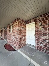 Building Photo - 182 W 300 N