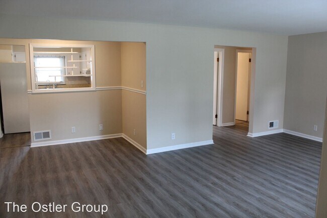 Building Photo - 2 br, 1 bath House - 306 S. Carr Rd