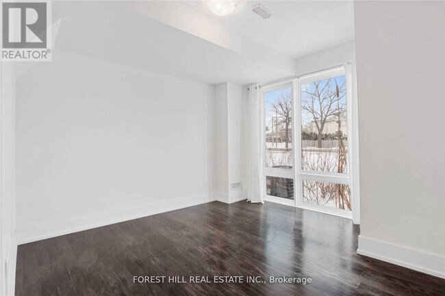 Photo du bâtiment - 9144 Bathurst St