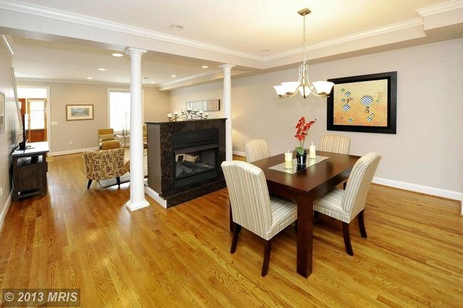 Foto del edificio - 440 Kenyon St NW