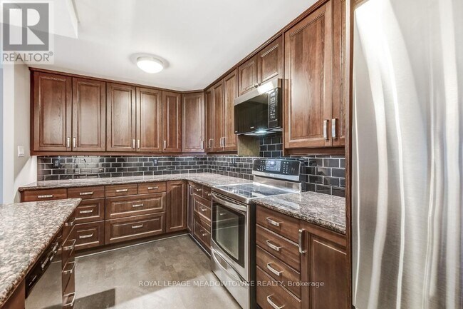 Photo du bâtiment - 30 Wellington St E