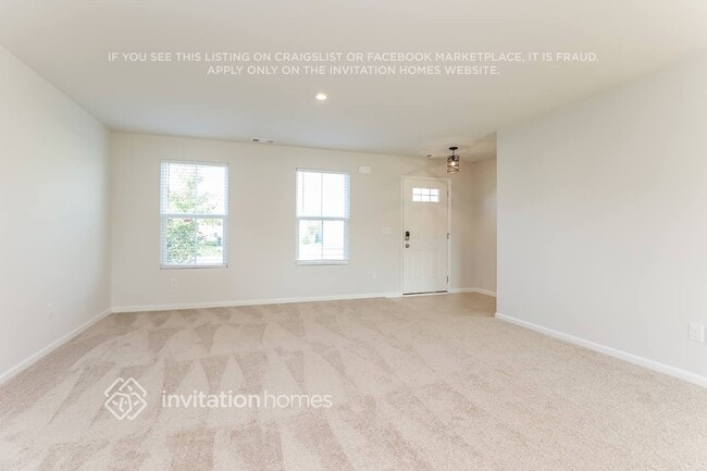 Foto del edificio - 2408 Solomon Ln