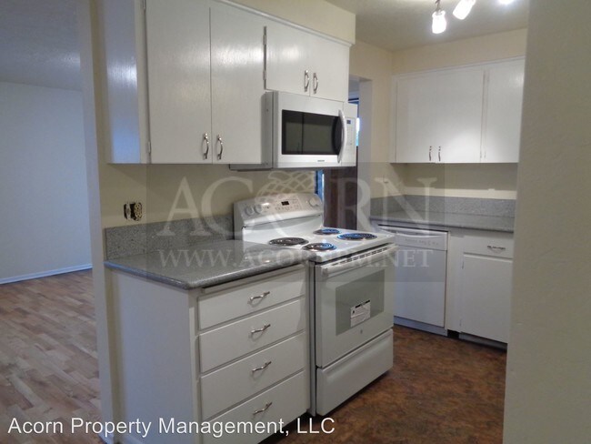 Building Photo - 2 br, 1 bath House - 3176 Zinnia