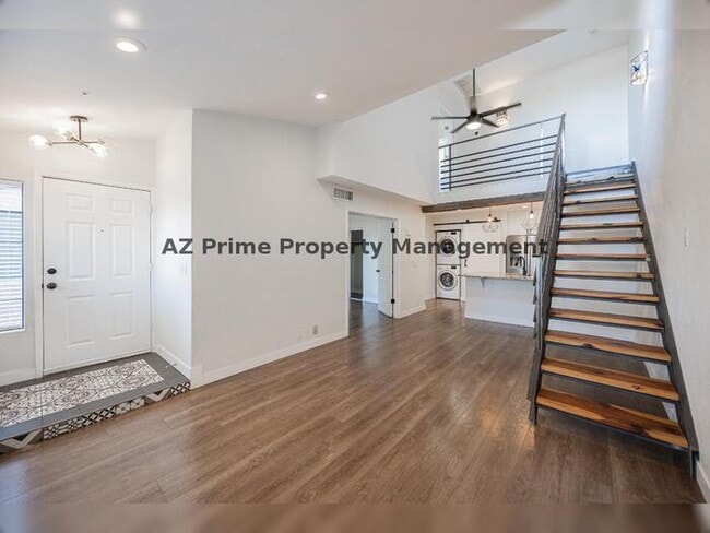 Building Photo - 8625 E Belleview Pl