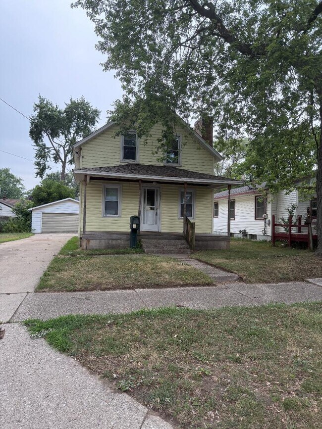 Foto del edificio - 4529 Walton Ave