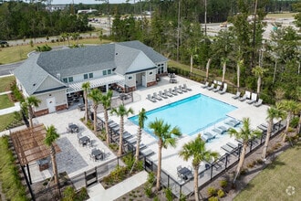 Building Photo - Emblem Cane Bay North