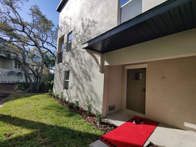 Building Photo - 833 Tennyson Mill Cir Tampa FL 33619