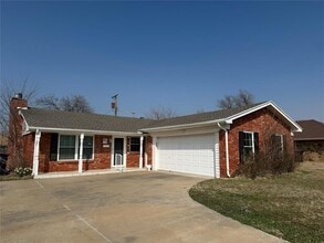 Building Photo - 1137 NW 104th St