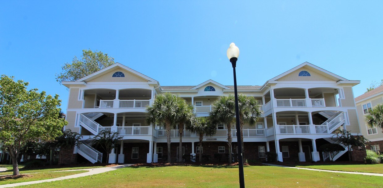 Foto principal - 5801 Oyster Catcher Dr