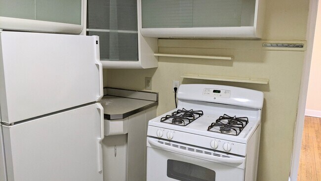 Foto del edificio - 1452 Oak Ave