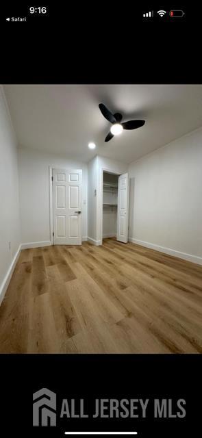 Foto del edificio - 405 N Oaks Blvd
