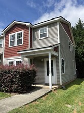 Building Photo - 311 Drury Dr