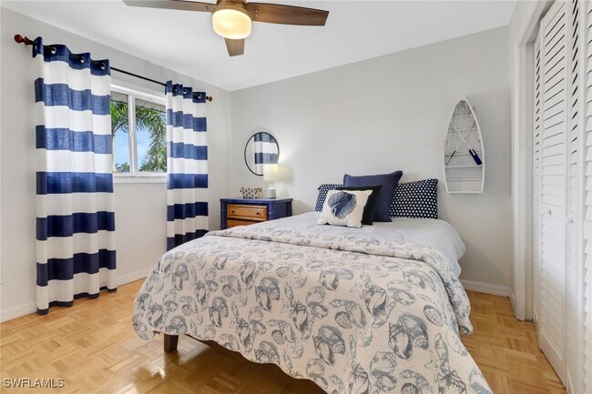 Foto del edificio - 1145 Jardin Dr
