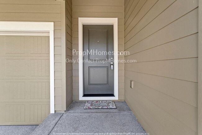 Building Photo - Brand New Beautiful Pristine Five Bedroom ...