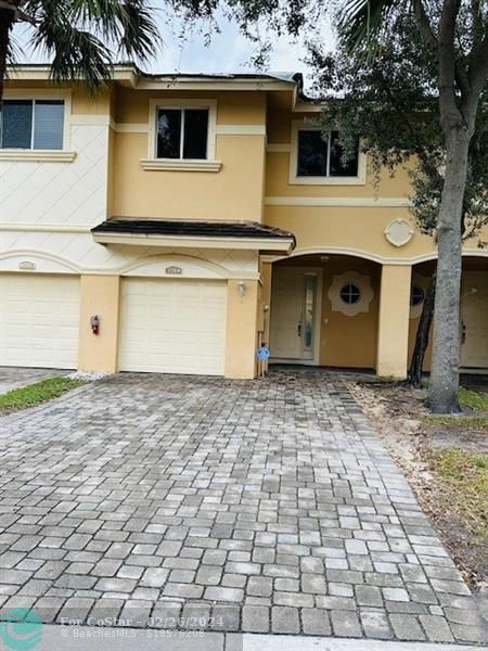 Foto del edificio - 4390 Berkshire Wharf Dr