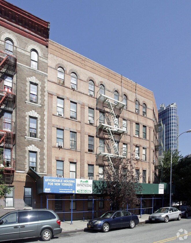Primary Photo - 873 Brook Ave - Round Vii