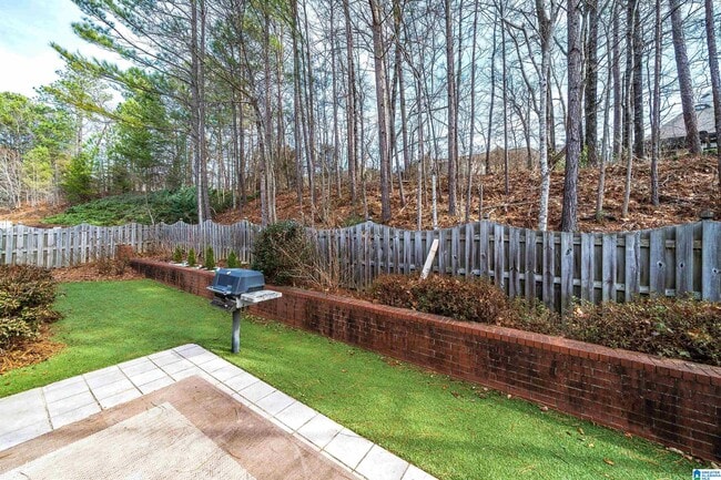 Building Photo - 5126 English Turn