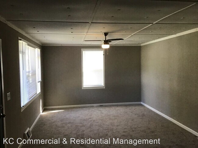 Building Photo - 3 br, 1 bath House - 1 East Brown Street