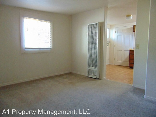 Building Photo - 737 W Gurley St