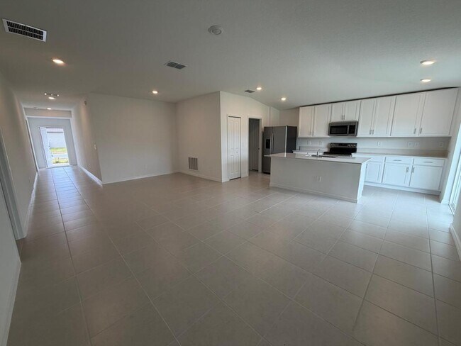 Foto del edificio - 2155 Lone Oak Ln