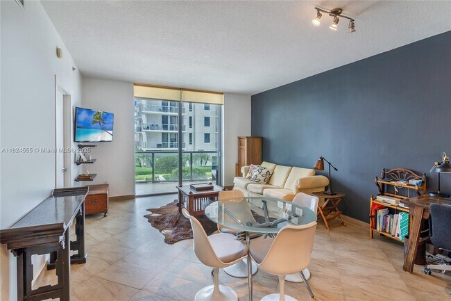 Foto del edificio - 1060 Brickell Ave