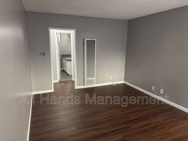 Building Photo - 3121 E Mariquita St