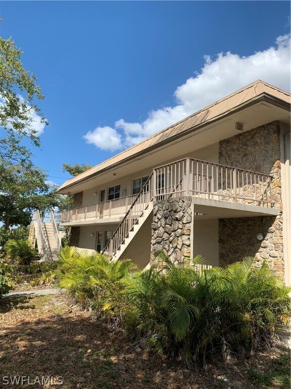 1560 Colonial Blvd Unit 122, Fort Myers, FL 33907 Condo for Rent in