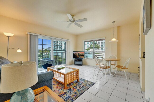 Foto del edificio - 2908 Bayshore Dr
