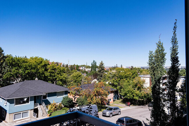 Photo du bâtiment - The Skyline in Bankview