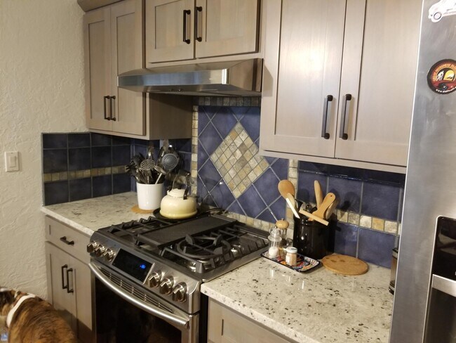 Building Photo - 3057 Sombra Del Rio NW