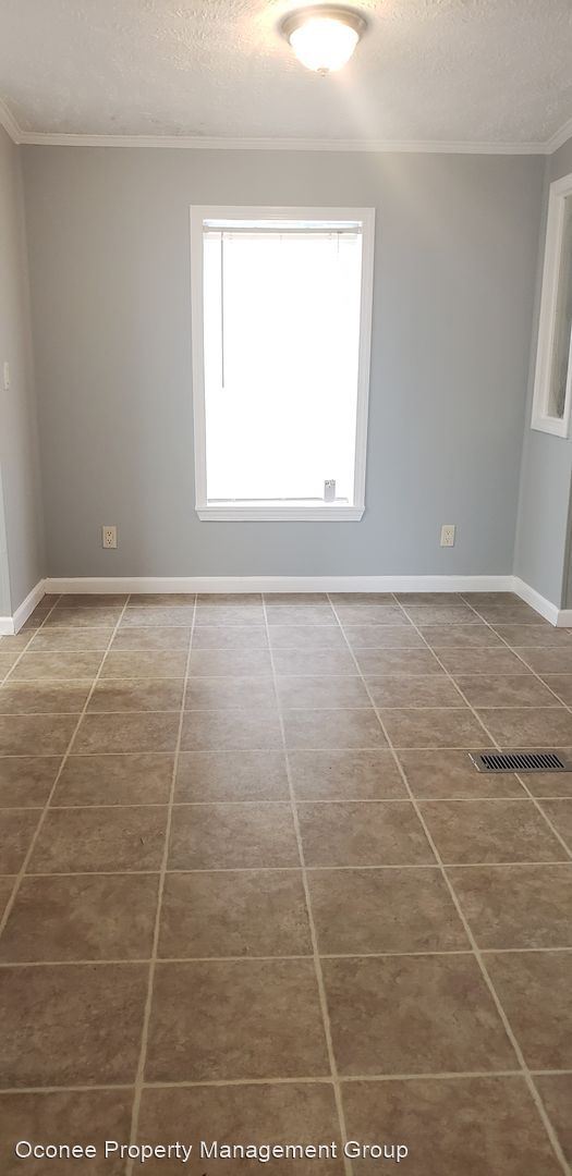 Building Photo - 4 br, 2 bath House - 105 Little River Court S