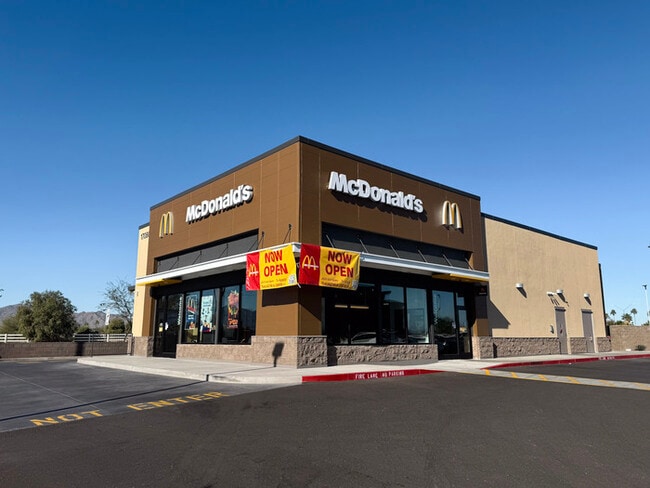 Building Photo - 2Bed/2Bath House in North Surprise! $199 MOVE-IN SPECIAL! Move-In Ready on 02/05/2026!