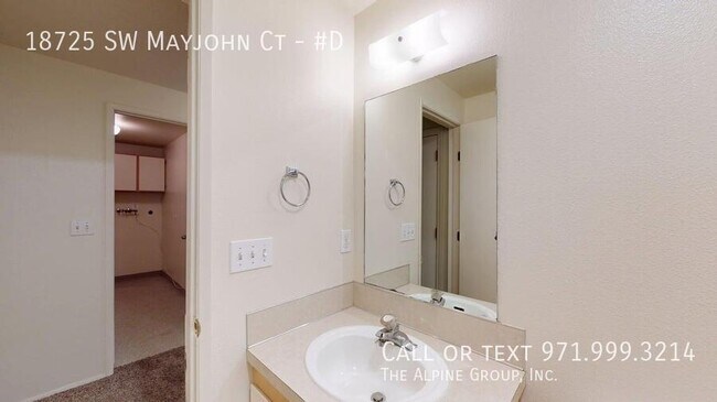 Foto del edificio - 18725 SW Mayjohn Ct