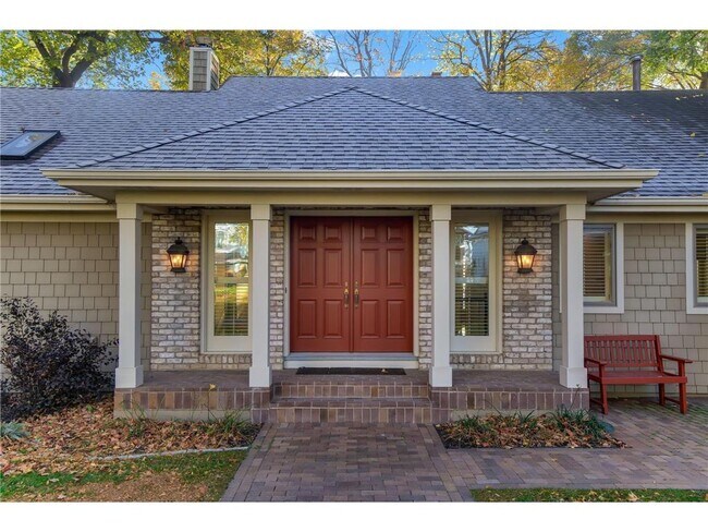 Foto del edificio - 2648 Casco Point Rd