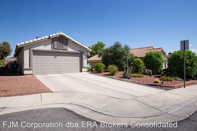 Foto del edificio - 3 br, 2 bath House - 4010 Lucas Ave