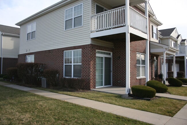 Building Photo - 2501 Echelon Cir