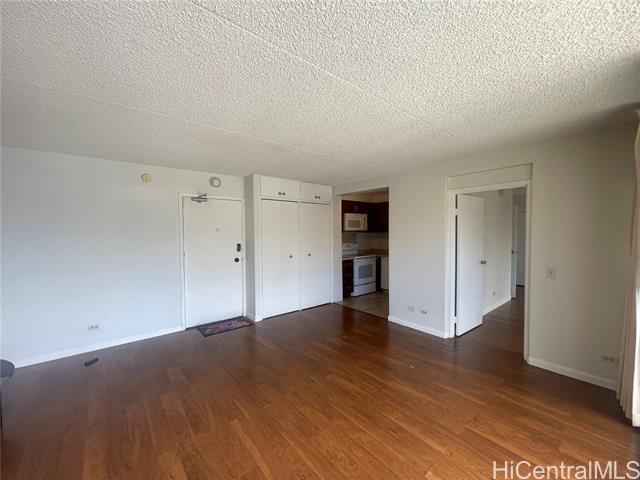 Building Photo - 430 Keoniana St