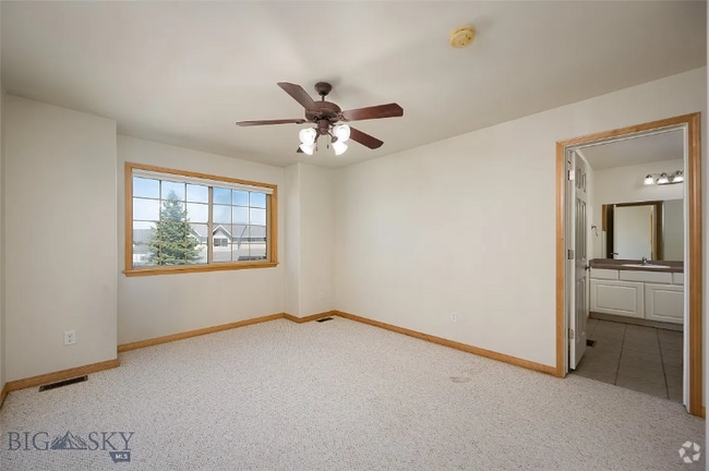 Building Photo - 2938 Warbler Way