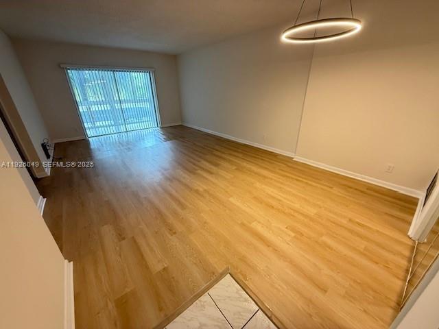 Foto del edificio - 4200 Hillcrest Dr