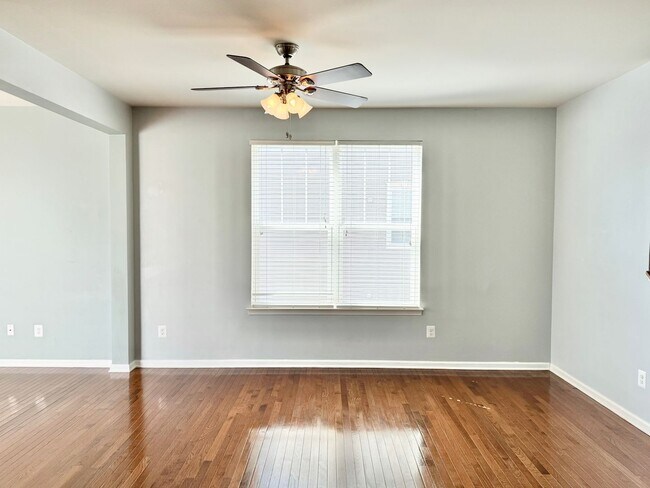 Building Photo - COLONIAL FORGE TOWNHOUSE - STAFFORD (END UNIT)