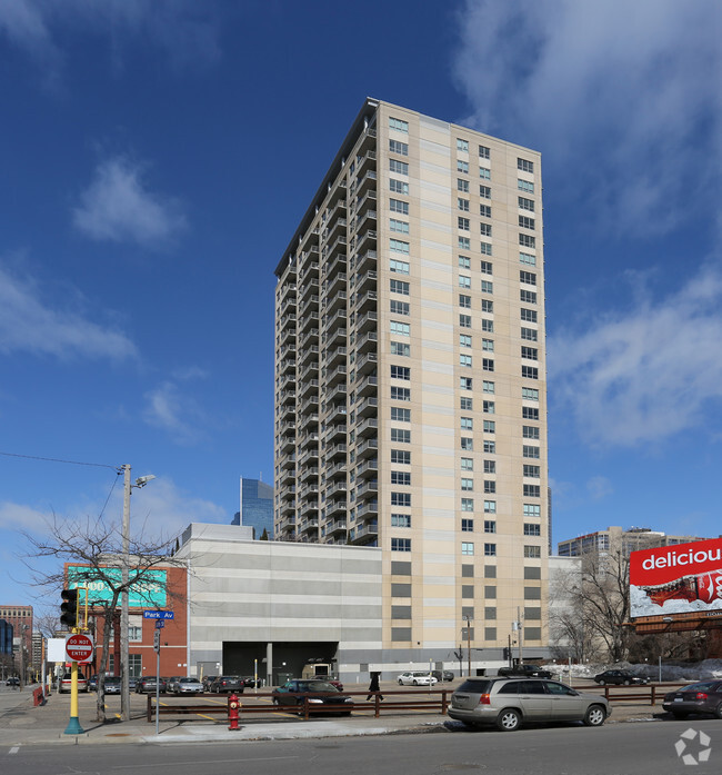 Building Photo - Skyscape Condominiums