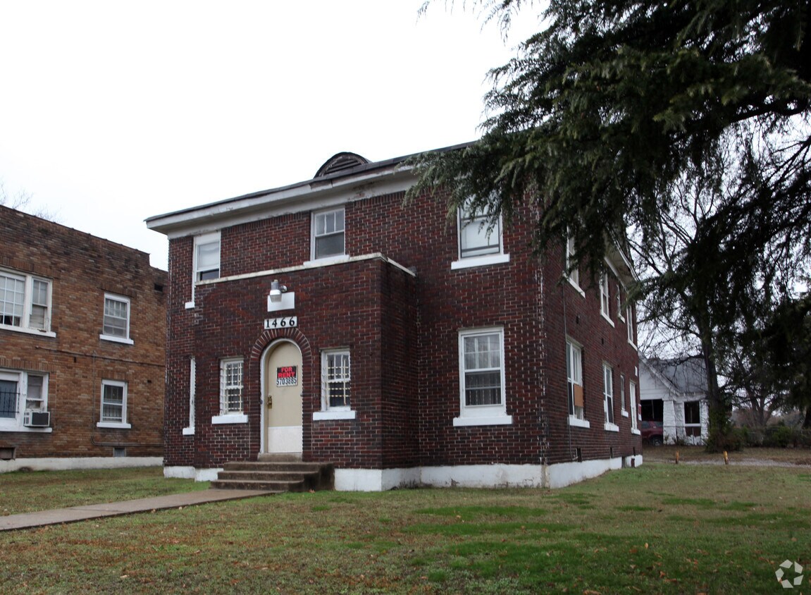 Building Photo - 1466 Jackson Ave