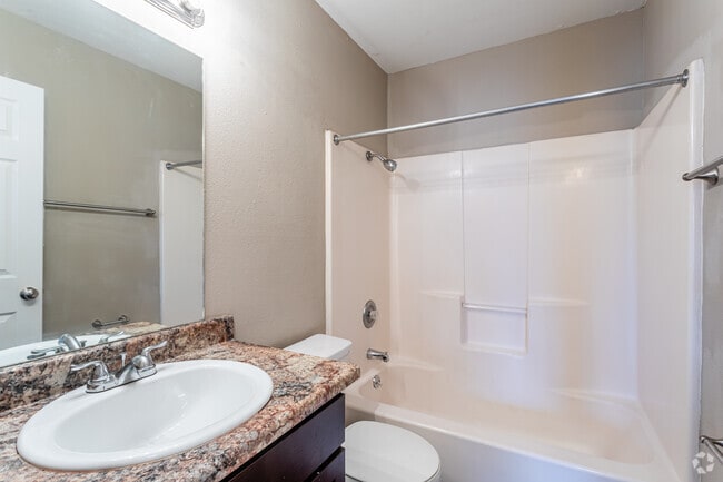 2BR, 1.5BA - 840 SF - Silver Springs