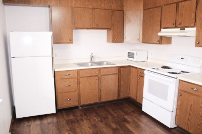 Foto del edificio - 520 N Oak St