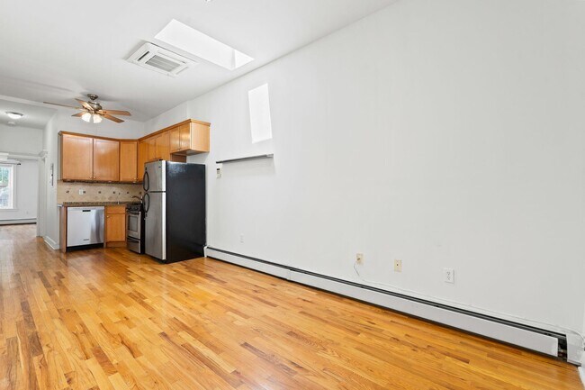 Foto del edificio - 349 7th St