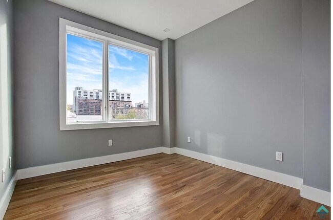 Building Photo - 70 Bushwick Ave