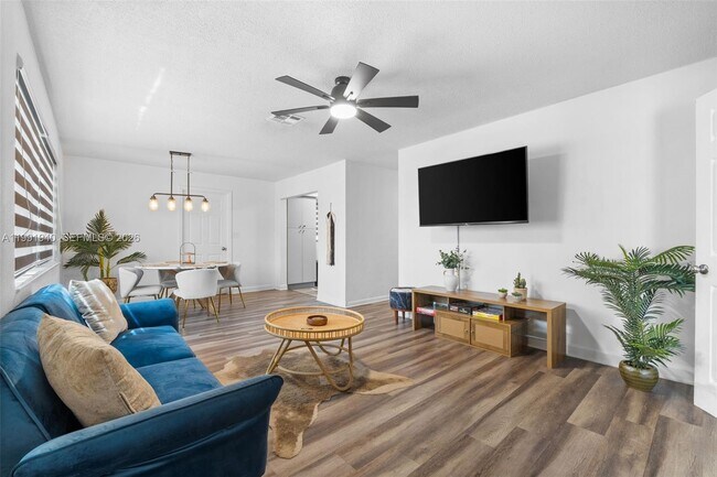 Foto del edificio - 5920 NE 2nd Terrace